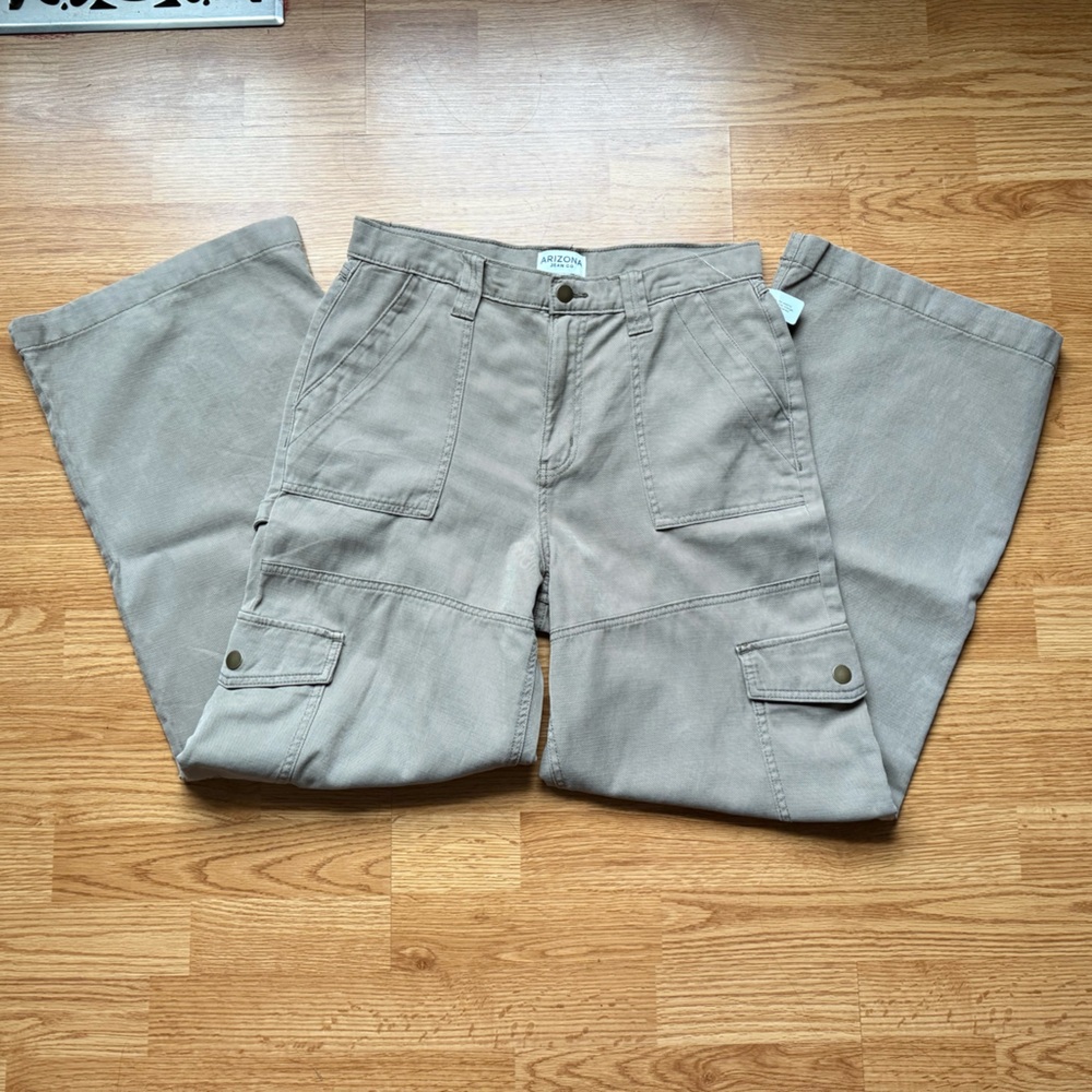NWT Wide Leg Cargo Arizona Jeans